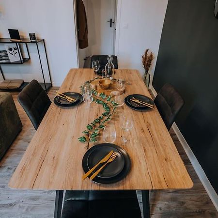 Le Bertrand • Le Raffinement En Coeur De Ville Chateauroux Luaran gambar