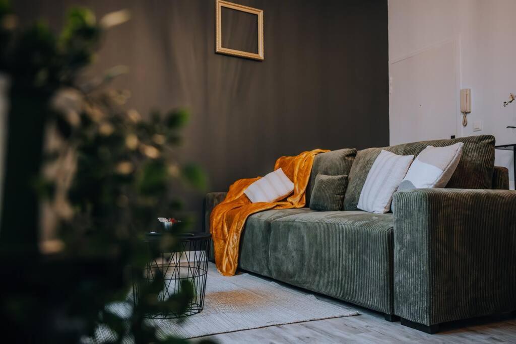 Le Bertrand • Le Raffinement En Coeur De Ville Chateauroux Luaran gambar